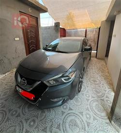 Nissan Maxima